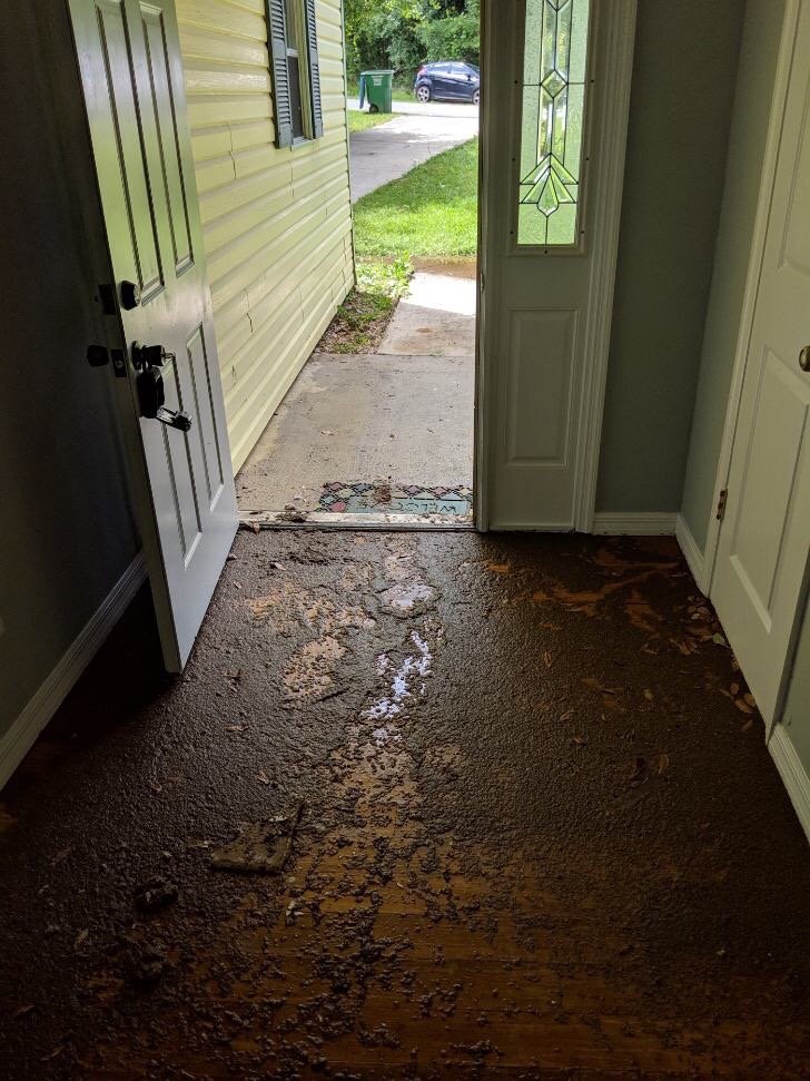 Slide of Dave's Roofing