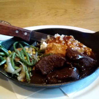 Twin Peaks - Pot Roast, yummy! - Sports Bars Near Me - El Paso, Texas