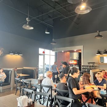 Copper Hill BBQ - Seating area - Barbeque Near Me - Santa Clarita, California