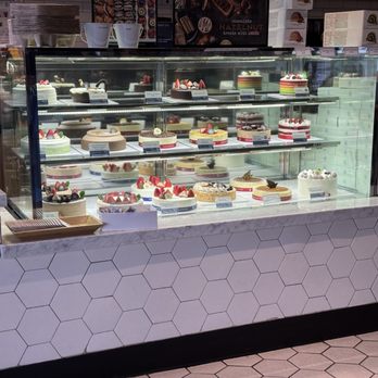 Paris Baguette - Bakeries Near Me - Los Angeles, California Paris Baguette - Bakeries Near Me - Los Angeles, California
