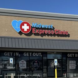 Midwest Express Clinic - Entrance