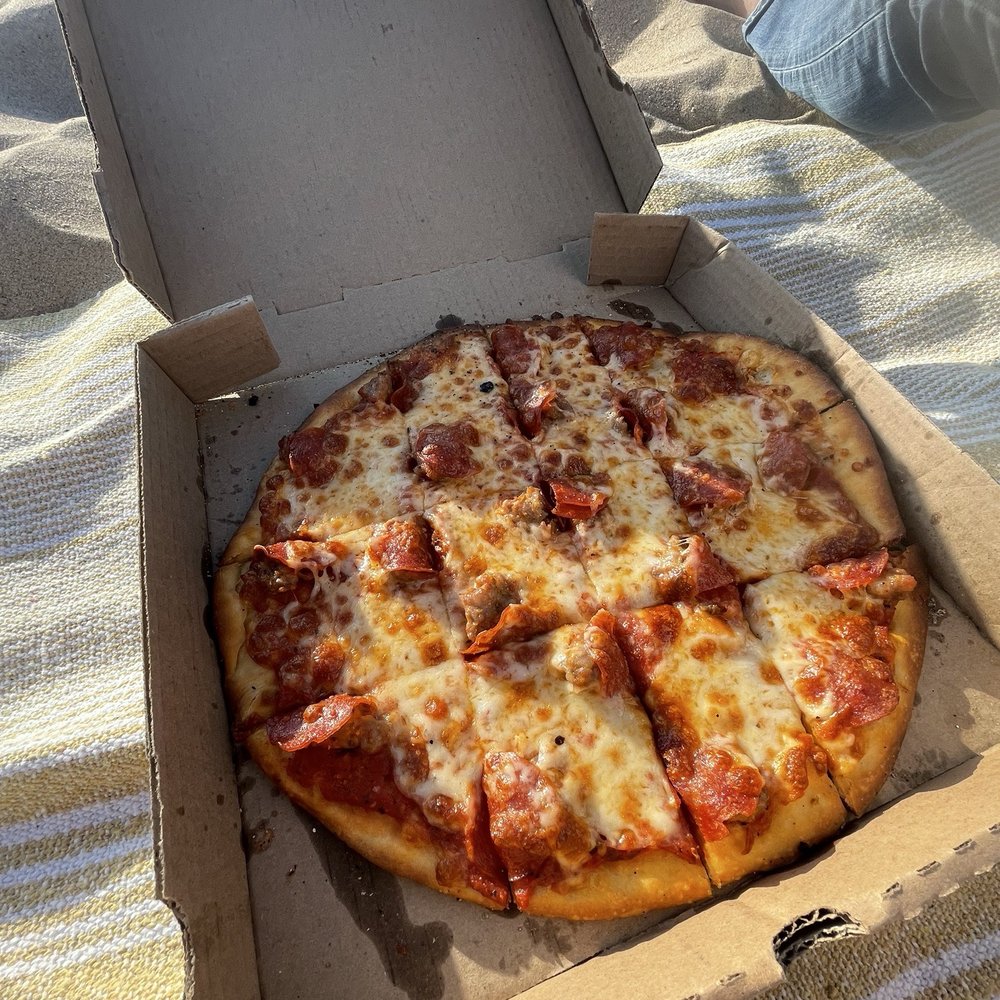 Pizza Mambo - Sausage and pepperoni - Pizza Near Me - Douglas, Michigan Pizza Mambo - Sausage and pepperoni - Pizza Near Me - Douglas, Michigan
