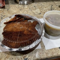 Colombia Cuyabros Carniceria - Fried chicken and white rice with meat soup.