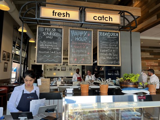 Big B's Fish Joint by null