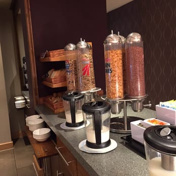 Thyme - Premier Inn Restaurant - British Near Me - Radcliffe, XGM