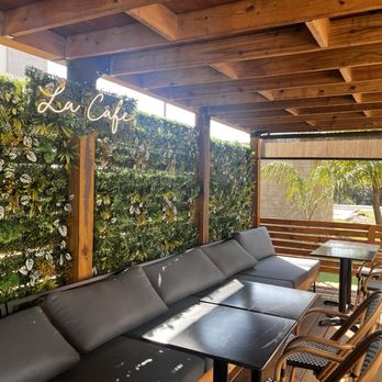 La Cafe - Covered outdoor patio - Coffee & Tea Near Me - San Antonio, Texas