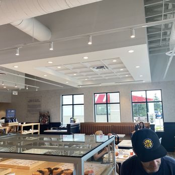 Paris Baguette - Inside - Bakeries Near Me - Avon, Ohio Paris Baguette - Inside - Bakeries Near Me - Avon, Ohio