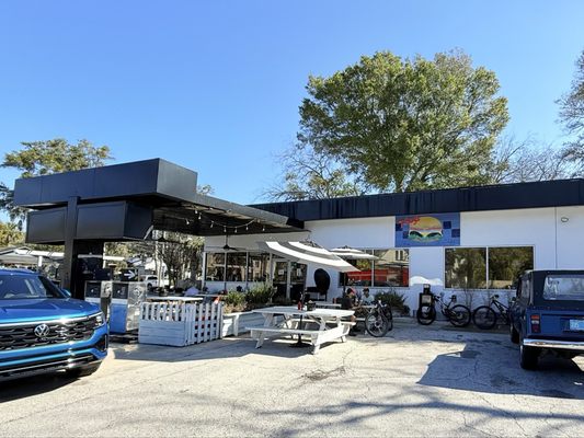 T-Rays Burger Station by null