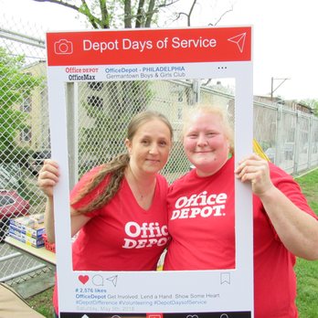 OfficeMax - Store Manager Cara & Operations Manager Donna at the first #DepotDaysofService at the Germantown Boys & Girls Club - Office Equipment Near Me - Philadelphia, Pennsylvania OfficeMax - Store Manager Cara & Operations Manager Donna at the first #DepotDaysofService at the Germantown Boys & Girls Club - Office Equipment Near Me - Philadelphia, Pennsylvania