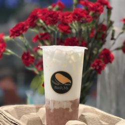 Hello Banh Mi - Taro fresh milk