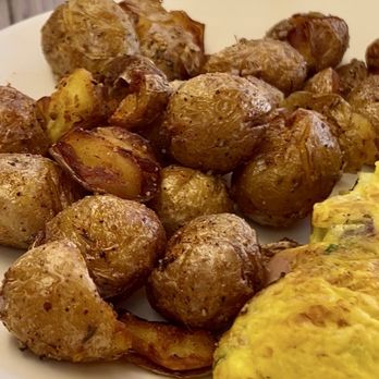 catalina kitchen - Crispy Red Bliss Potatoes - New American Near Me - Rancho Palos Verdes, California