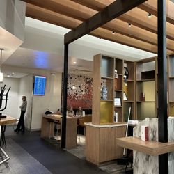 Escape Lounges - The Centurion Studio Partner PHX Terminal 3