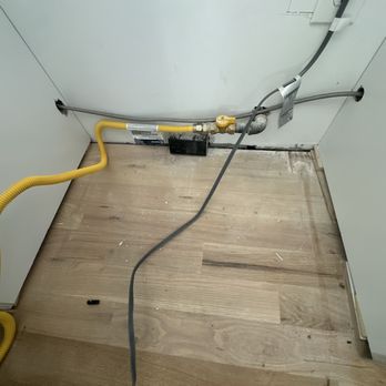 Shield Miceproofing - Before service behind @ the stove prime MiceProofing - Pest Control Near Me Shield Miceproofing - Before service behind @ the stove prime MiceProofing - Pest Control Near Me