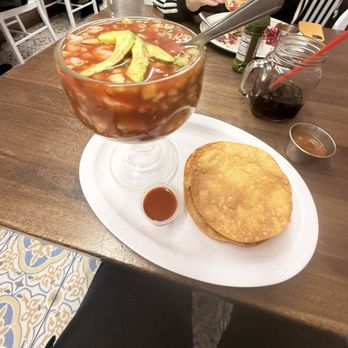 Antojitos tacaná - Latin American Near Me - San Fernando, California