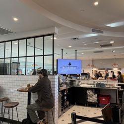 Mercantile Dining & Provision DIA - To go bakery