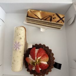 A pistachio strawberry tart, coffee can A pistachio strawberry tart, coffee can