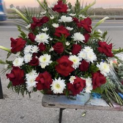 Villanueva’s Flowers - Flowers