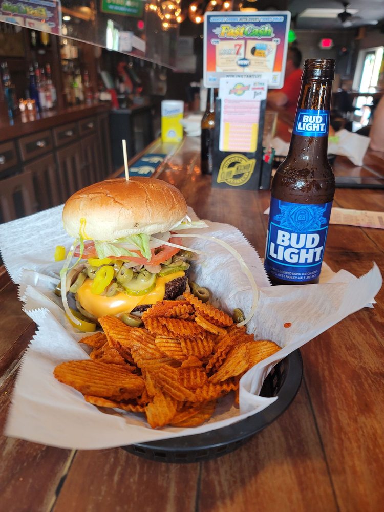 GAINES BAR Updated September 2024 16 Photos 114 Genesee Ave