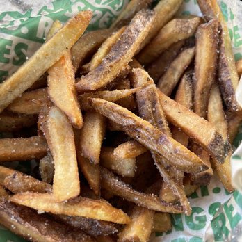Wingstop - Extremely salted fries - inedible - Chicken Wings Near Me - North Miami, Florida
