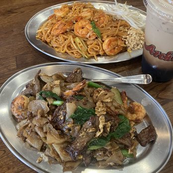 Achi's Thai Bistro - GMonkey do - Thai Near Me - Las Vegas, Nevada Achi's Thai Bistro - GMonkey do - Thai Near Me - Las Vegas, Nevada