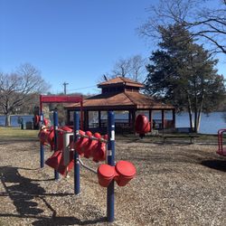 Lakeside Park Playground