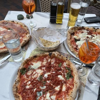 il Canale - La Regina, Diavola, Siciliana (left to right) - Italian Near Me - Washington, DC, District of Columbia