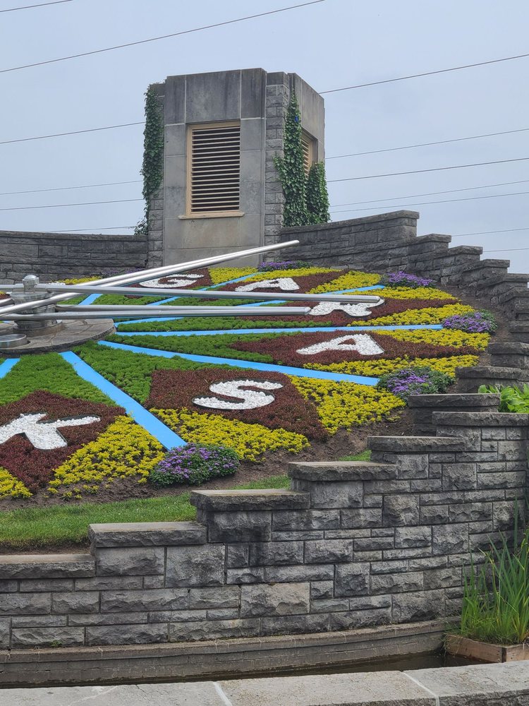 NIAGARA PARKS FLORAL CLOCK 58 Photos & 35 Reviews 14004 Niagara