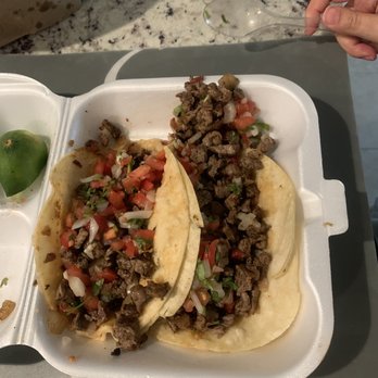 El Maguey on the Road - Asada tacos - Food Trucks Near Me - Hialeah, Florida