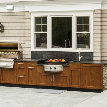 True Cabinet - an outdoor kitchen with a grill - Flooring Near Me - Hickory, North Carolina True Cabinet - an outdoor kitchen with a grill - Flooring Near Me - Hickory, North Carolina
