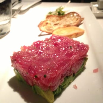 Parkway Grill - Ahi tuna tar tar - New American Near Me - Pasadena, California