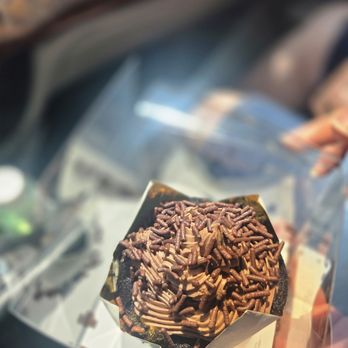 Sweet Simon - Chocolate Cupcake GF-DF - Desserts Near Me - Mesa, Arizona