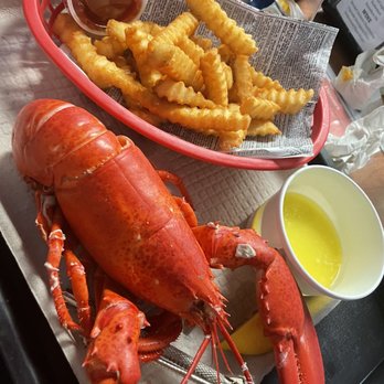 Fishermen's Net - lobster dinner - Seafood Near Me - Gray, Maine