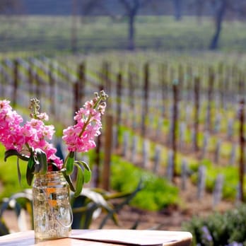 J Dusi Wines - Wine Tasting Room Near Me - Paso Robles, California