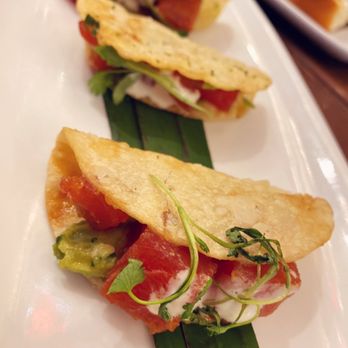 Finneys Crafthouse - Porter Ranch - Mini Ahi Poke Tacos - New American Near Me - Porter Ranch, California