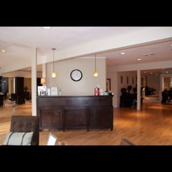 Salon Tres Chic