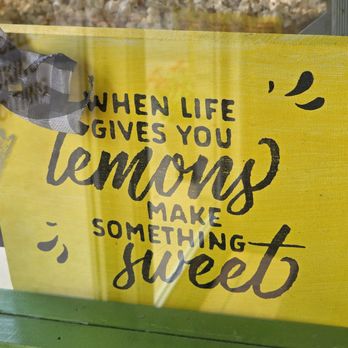 Deb's Frozen Lemonade - Ice Cream & Frozen Yogurt Near Me - Roanoke, Virginia