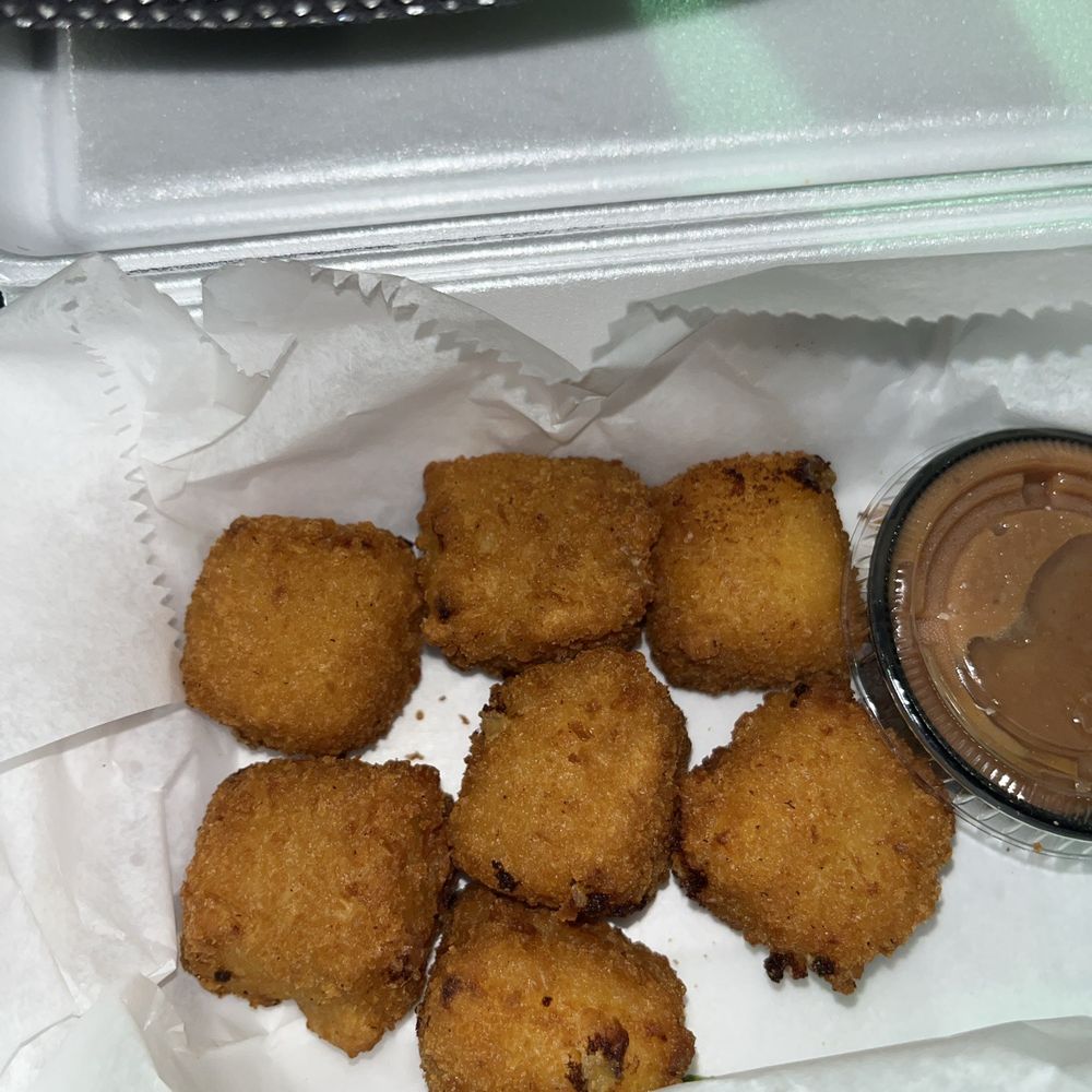 Mac & cheese bites Mac & cheese bites