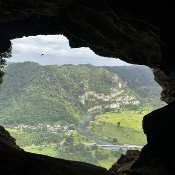 Cueva Ventana - the window! - Hiking Near Me