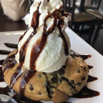 Spears Bourbon Burgers Beer - Cookie a la mode - not great - New American Near Me - Wheeling, Illinois Spears Bourbon Burgers Beer - Cookie a la mode - not great - New American Near Me - Wheeling, Illinois