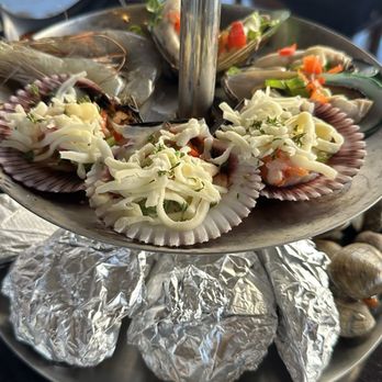 Burnin' Shell - Seafood Near Me - Los Angeles, California