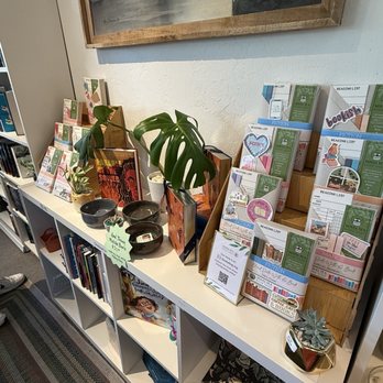 Novel Tea Book Shop - Bookstores Near Me - Ormond Beach, Florida