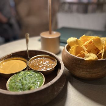 Cantina Monarca - Salsa and chips. - Cocktail Bars Near Me - Bellevue, Washington Cantina Monarca - Salsa and chips. - Cocktail Bars Near Me - Bellevue, Washington