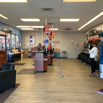 Firestone Complete Auto Care - Nice, clean, and Covid-compliant in here - Tires Near Me - Baton Rouge, Louisiana