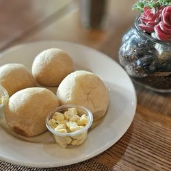Chicha Peruvian Kitchen - Warm bread with garlic butter