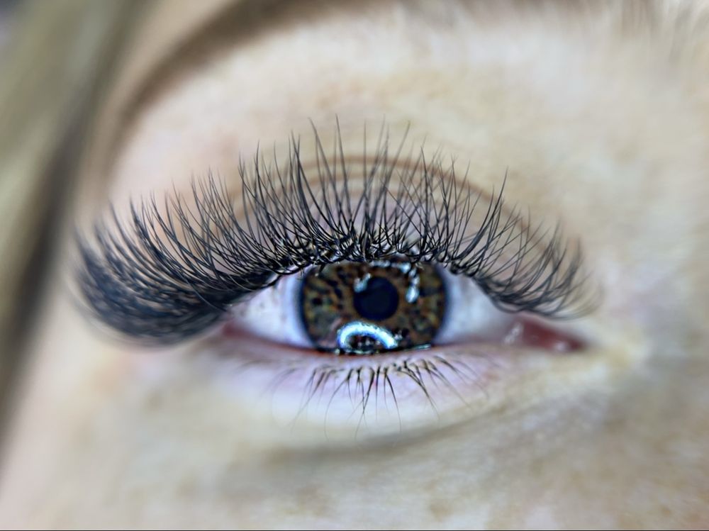 Beautify Lash Salon & Spa Logo