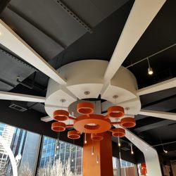 Protein Bar & Kitchen - Lights decor