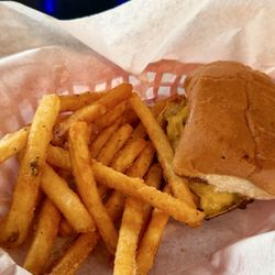 Binnie Boys Burgers - Kids cheeseburger and fries