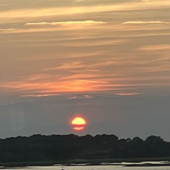 Sunset Grille - Sunset - New American Near Me - Hilton Head Island, South Carolina Sunset Grille - Sunset - New American Near Me - Hilton Head Island, South Carolina