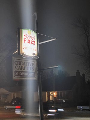 Hippie's Pizza by null