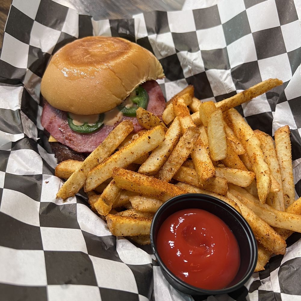 Bun N Done - Bunz of Steel Cajun Fries - Burgers Near Me - Edgewater, New Jersey